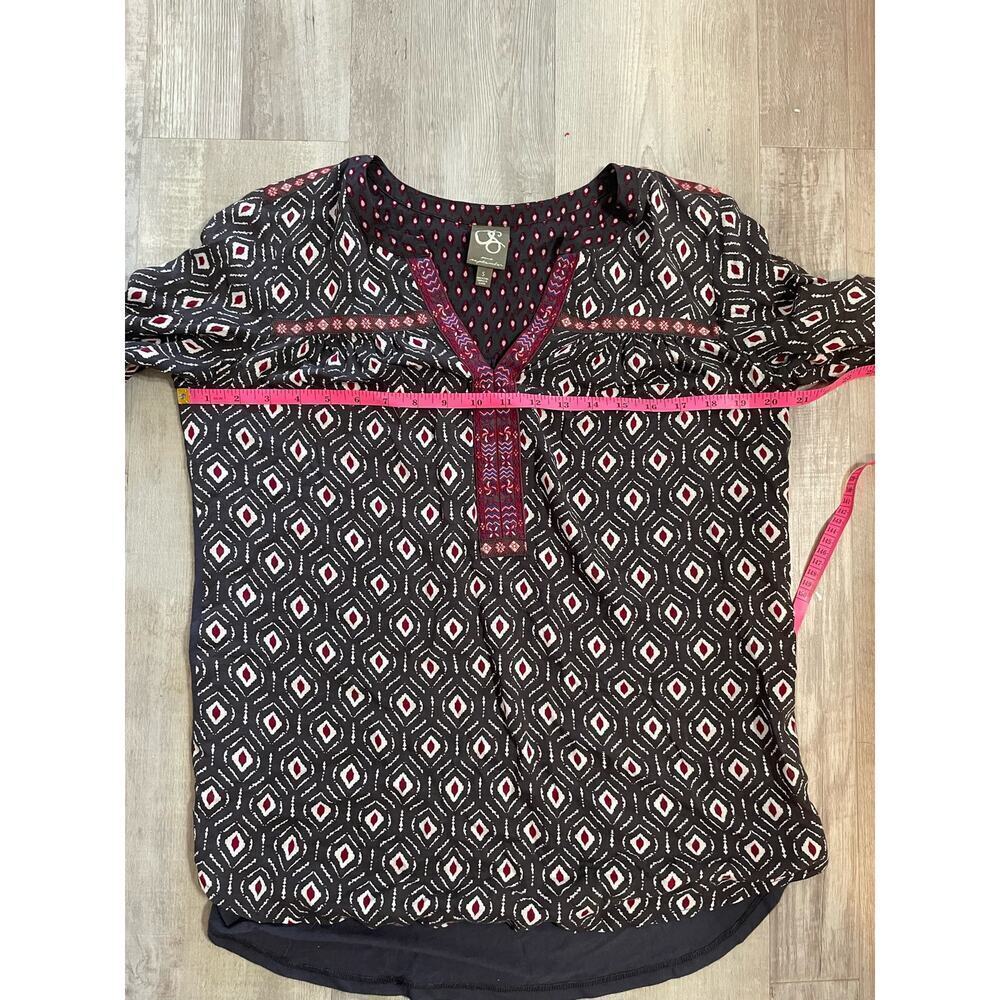 One September Anthropologie Mataura Gray Geometric Embroidered Top Size S. - Picture 8 of 13